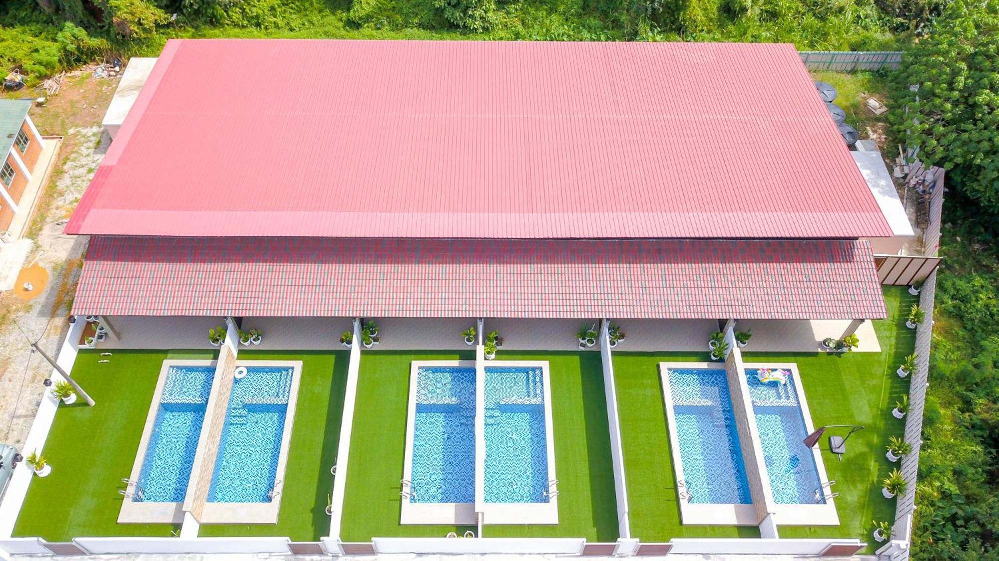 D' Village Cottage 2 - Private Pool Villa パンタイ・サナング エクステリア 写真