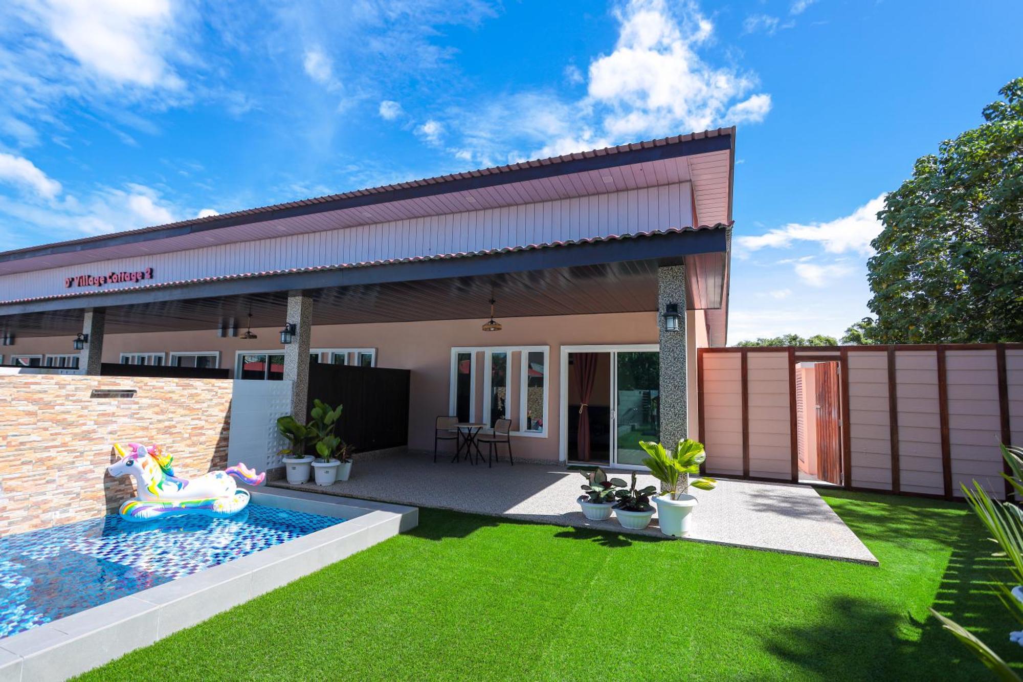 D' Village Cottage 2 - Private Pool Villa パンタイ・サナング エクステリア 写真